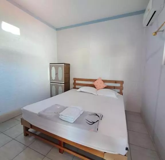 Majatalo Azza Karimunjawa