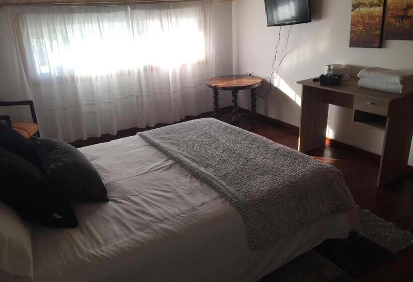 بنسيون Casa Compartida