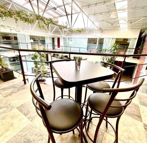 Pensjonat Downtown Treasure Place