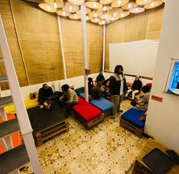 Raahi Backpacker S Hostel