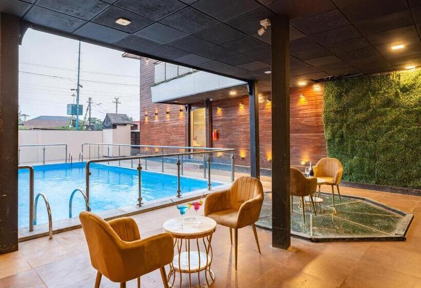 Amara Oceanfront Resort & Club Baga