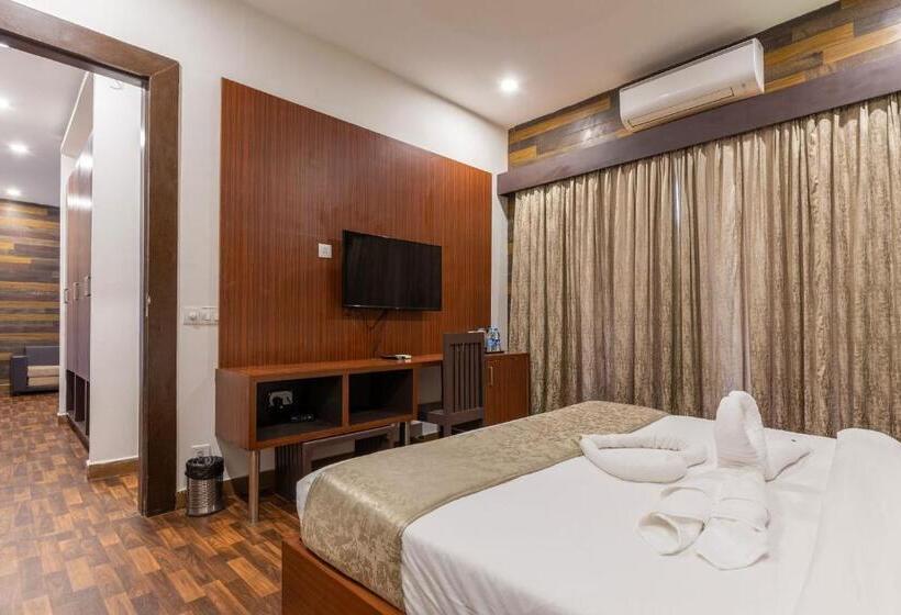 Amara Oceanfront Resort & Club Baga