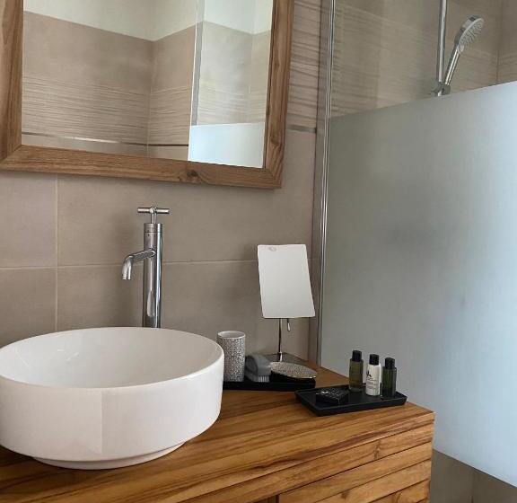 تختخواب و صبحانه Villa Mady Adultes Only