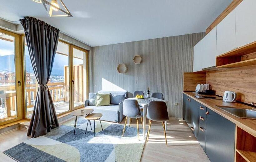 Boutique Hotel Entry E