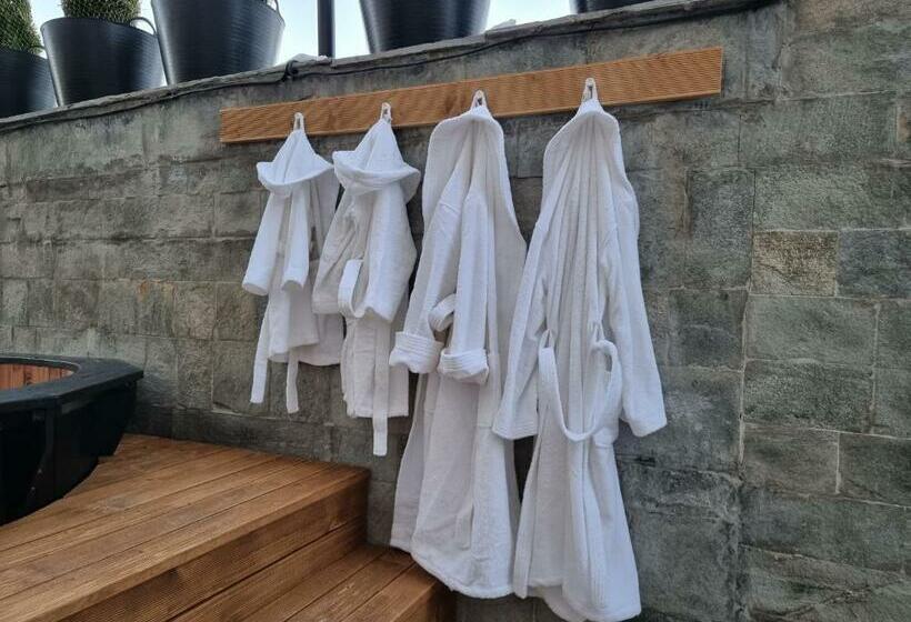 Boutique Hotel Entry E