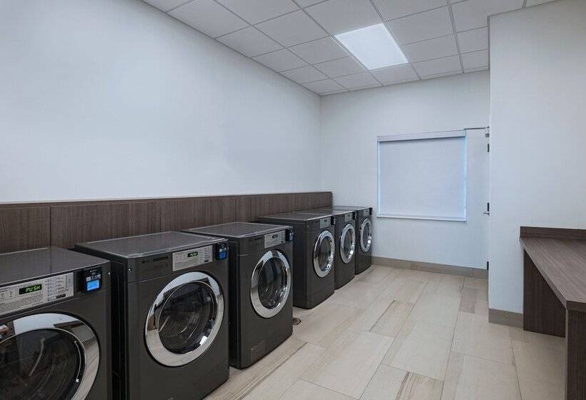 ホテル Element Waco