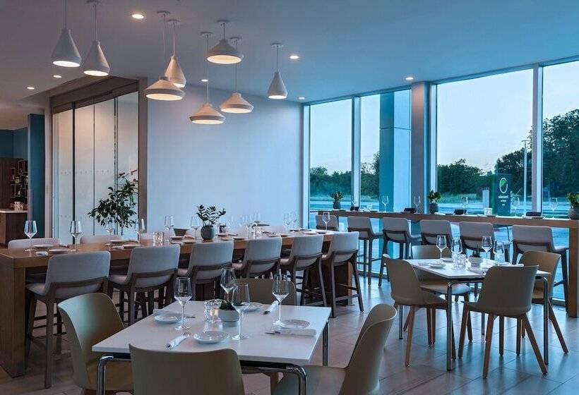 ホテル Element Waco