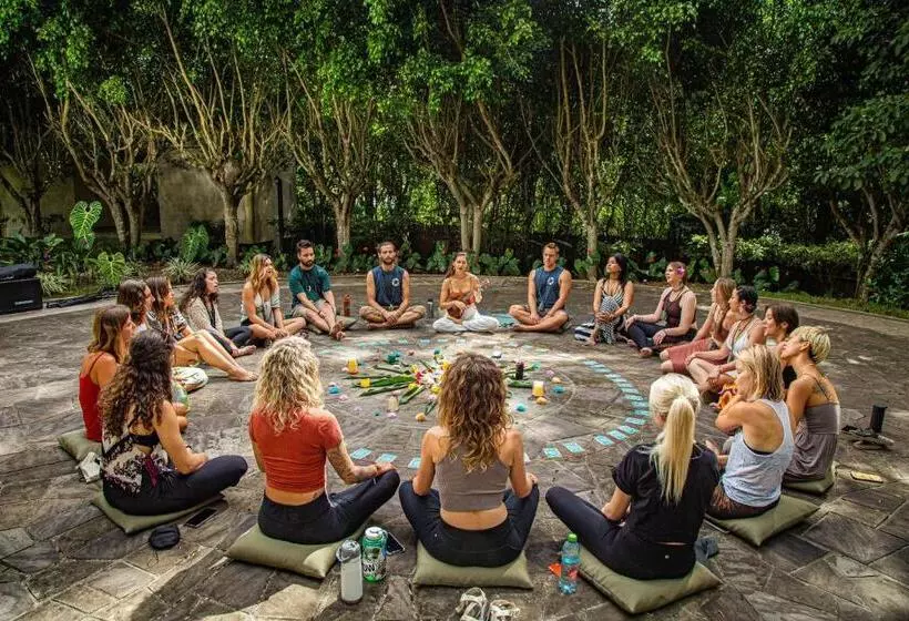 هتل Kantu Garden Lodge