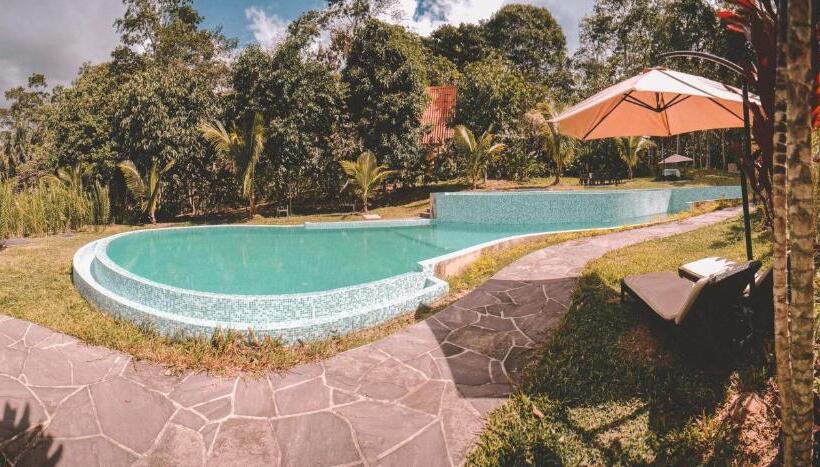 هتل Kantu Garden Lodge