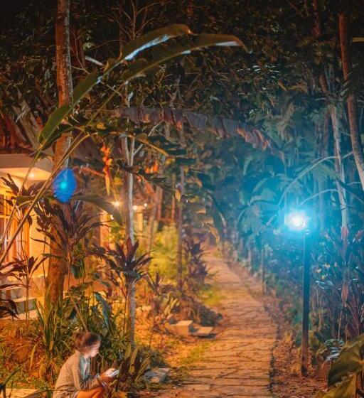 هتل Kantu Garden Lodge