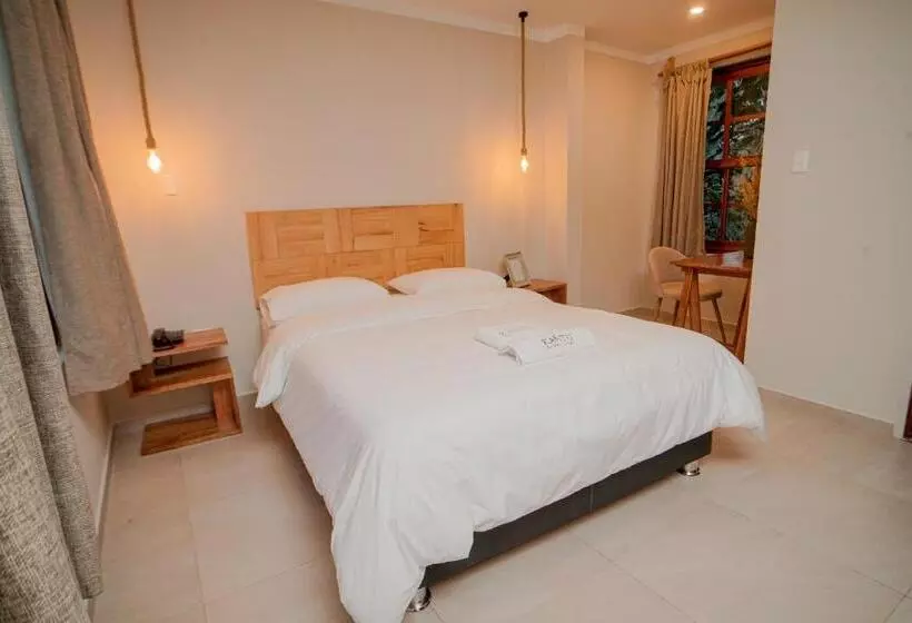 هتل Kantu Garden Lodge