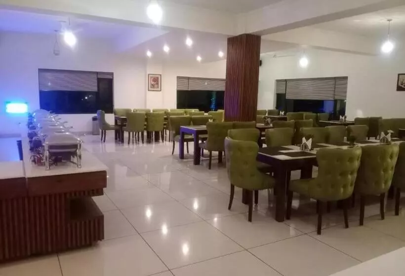 Pineland Resorts & Chalets Kasauli