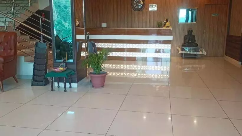 Pineland Resorts & Chalets Kasauli