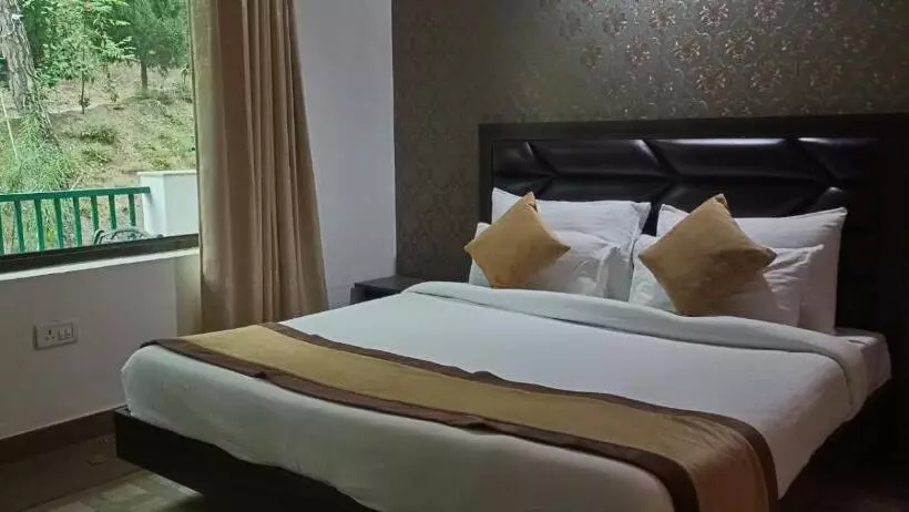 Pineland Resorts & Chalets Kasauli