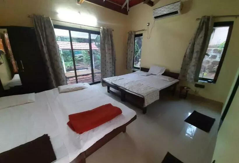 Triskelion   Bed And Breakfast, Family Home Stay By Joshi Brothers