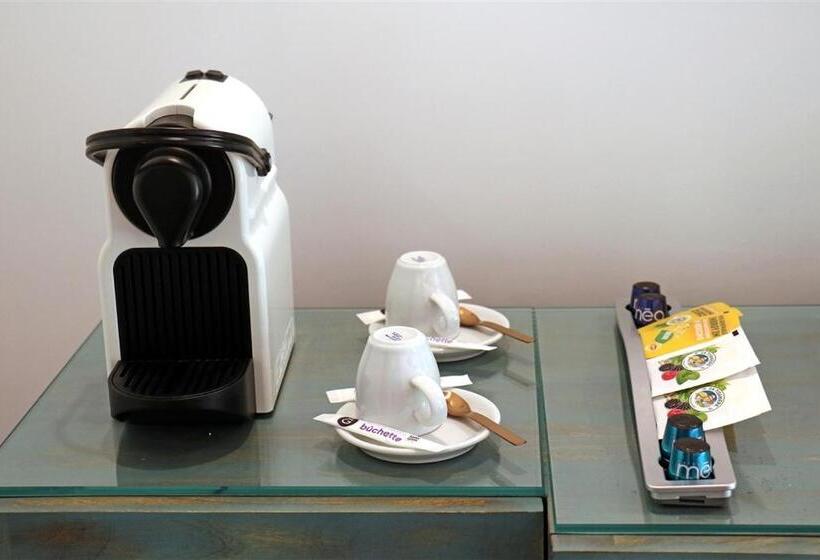 住宿加早餐 L Amourier Chambres D Hôtes Pour Amoureux Avec Jacuzzi Ou Baignoire Xxl