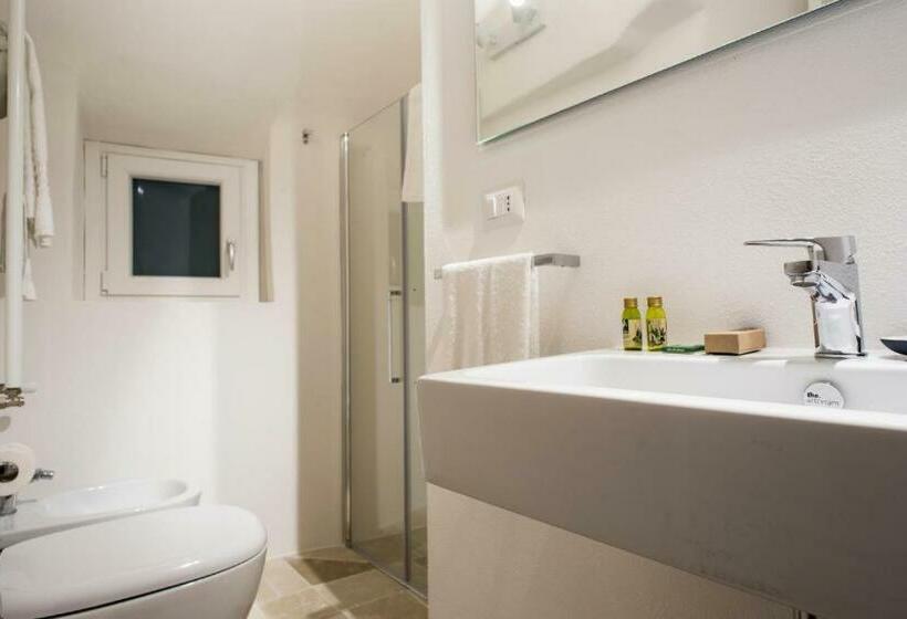 مبيت وإفطار Le Suites Al Torrione