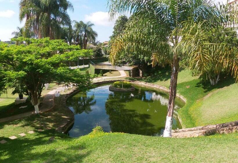 Condomínio Flat Piemonte