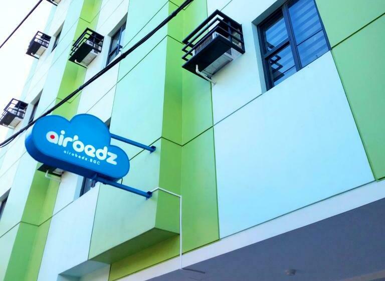 ホテル Airobedz Near Bgc