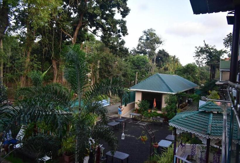 Hotel Coastal Bay Inn By Gemstone Hospitality