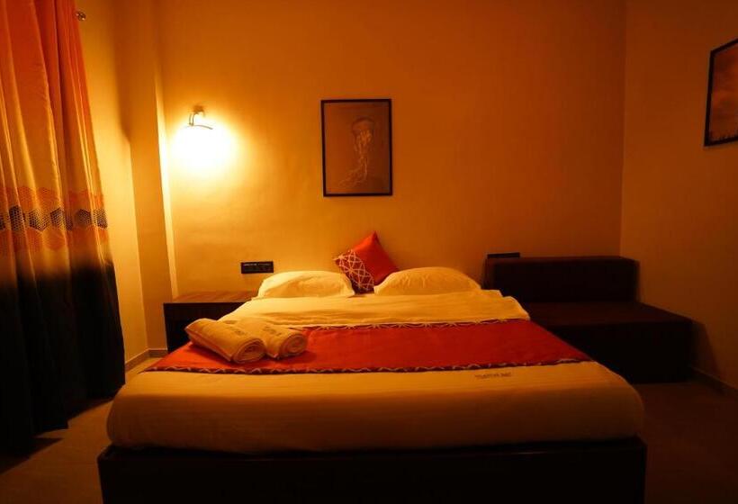 Hotel Coastal Bay Inn By Gemstone Hospitality