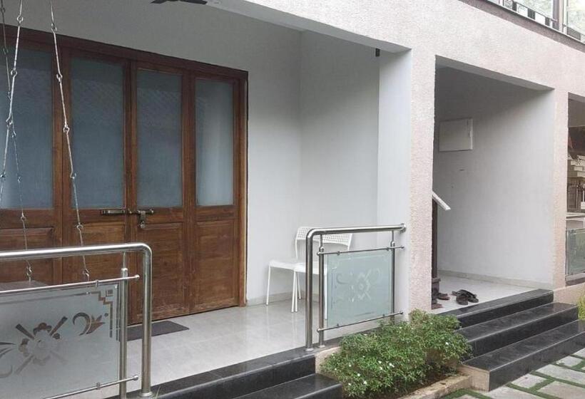 Hotel Coastal Bay Inn By Gemstone Hospitality