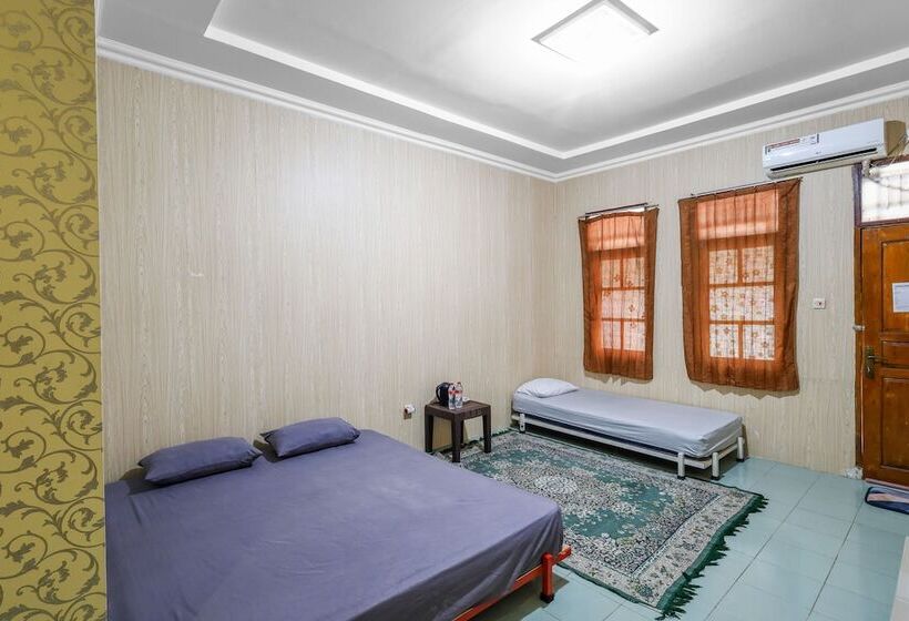 酒店 Losmen Yosi Carita