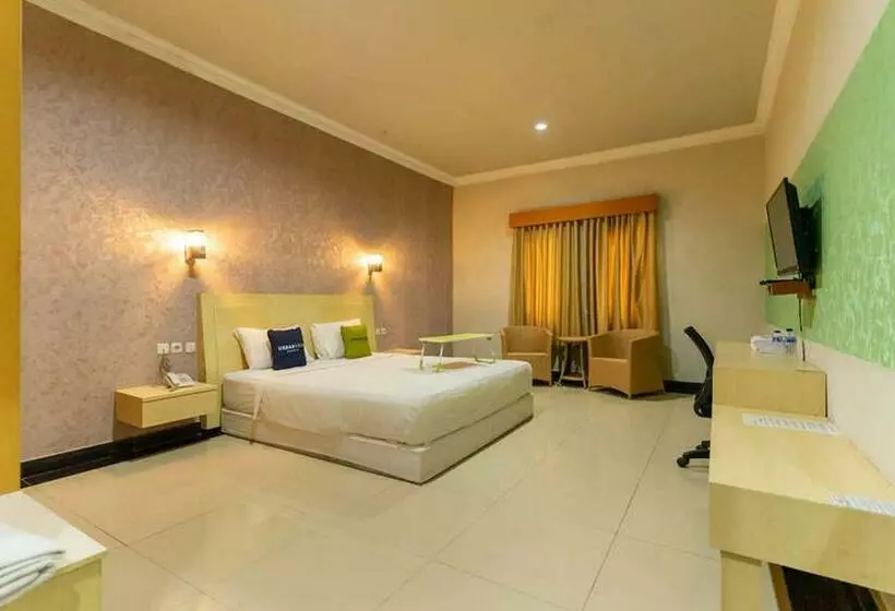 Hotelli Urbanview  Raja Jambi
