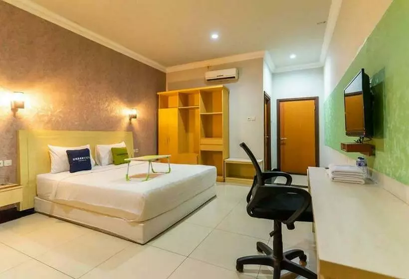 Hotelli Urbanview  Raja Jambi
