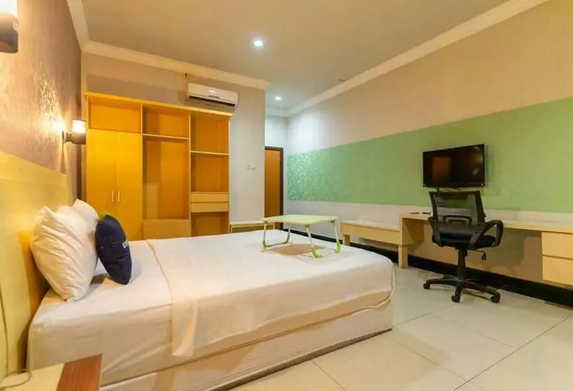 Hotelli Urbanview  Raja Jambi