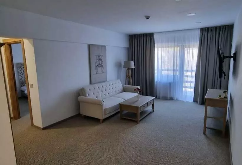 هتل Vale Humor Residence