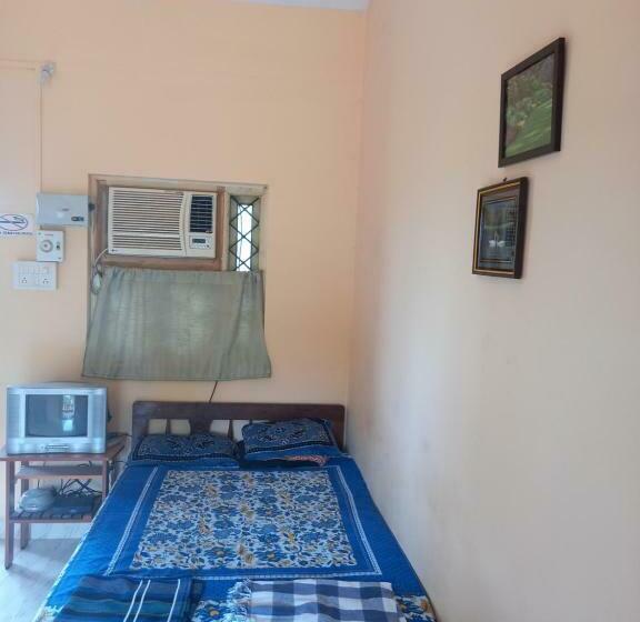 Majatalo Meera S Guest Houses