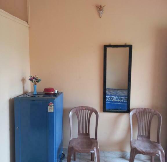 Majatalo Meera S Guest Houses