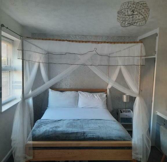 צימר Cedarville Guesthouse