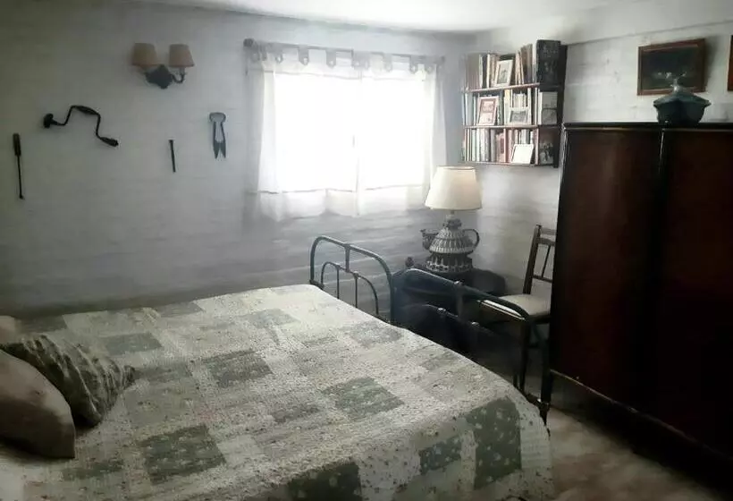 Aamiaismajoitus (B&B) Masia Del Viento