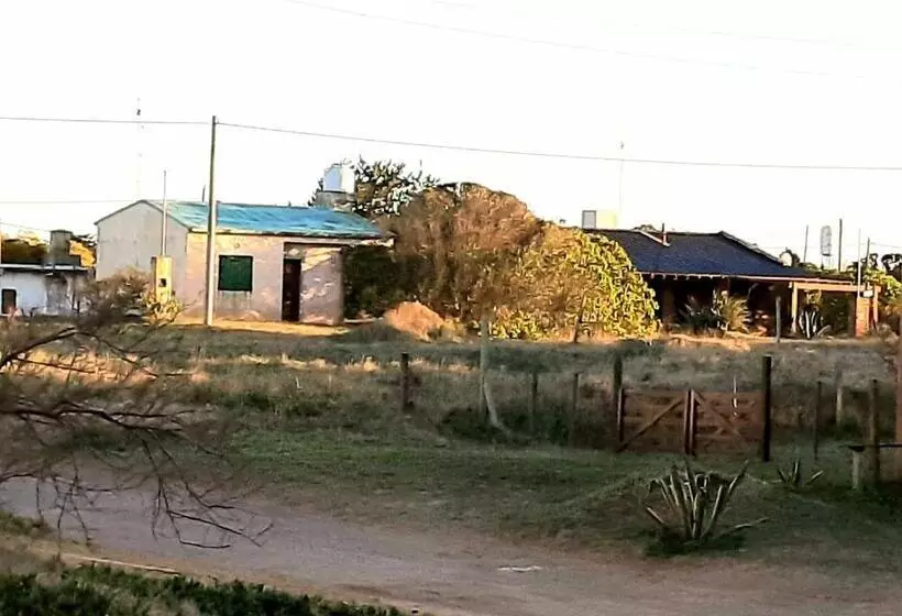 Aamiaismajoitus (B&B) Masia Del Viento