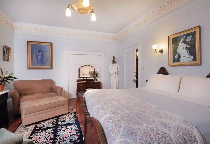 Aamiaismajoitus (B&B) Pinschower Inn