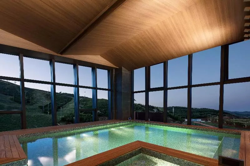 ホテル Crowne Plaza Chongli Resort, An Ihg