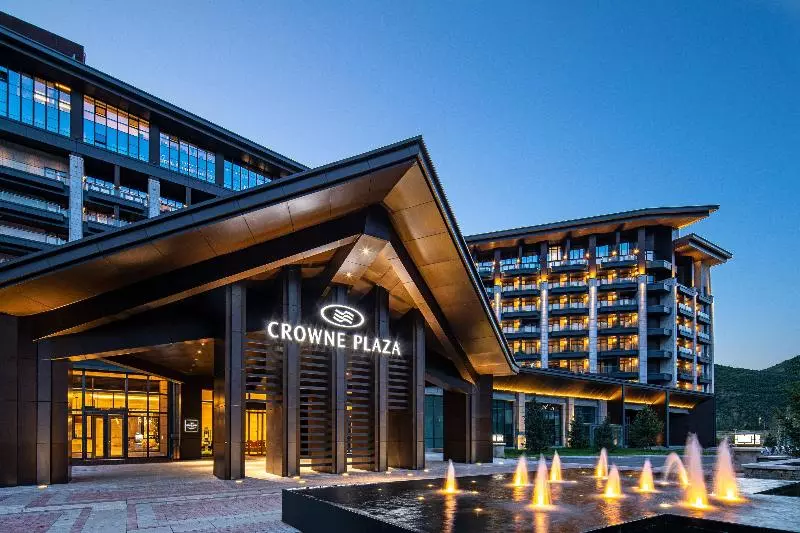 ホテル Crowne Plaza Chongli Resort, An Ihg