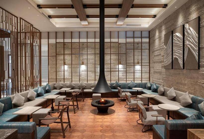 בית מלון כפרי Crowne Plaza Chongli Resort, An Ihg