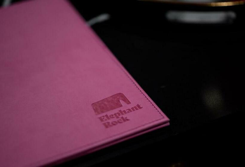 فندق Elephant Rock