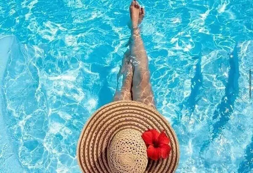 هتل Golden Tulip Lekki