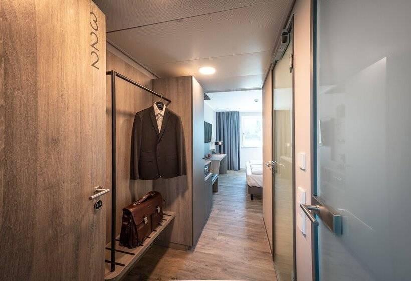 Loginn Hotel Stuttgart Zuffenhausen