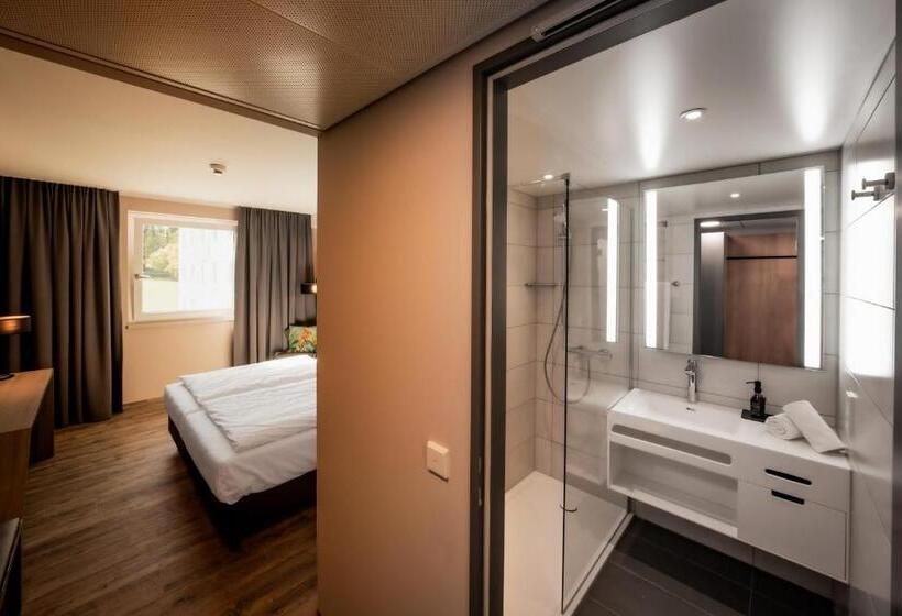 Loginn Hotel Stuttgart Zuffenhausen