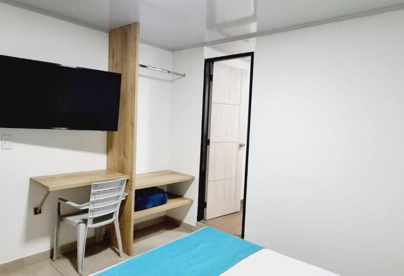 هتل Monarka Edificio