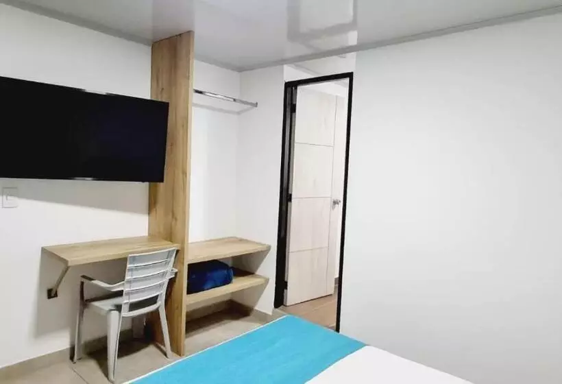 ホテル Monarka Edificio
