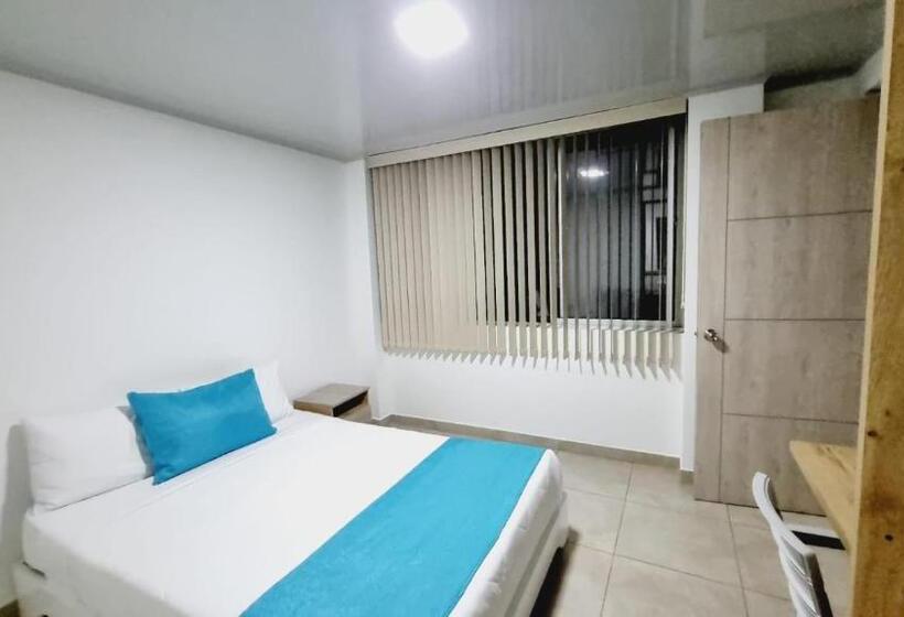 هتل Monarka Edificio