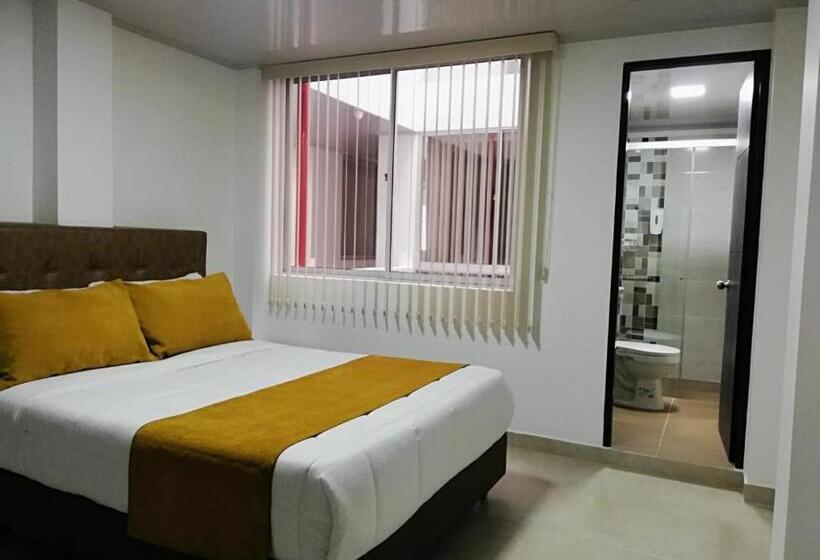 هتل Monarka Edificio