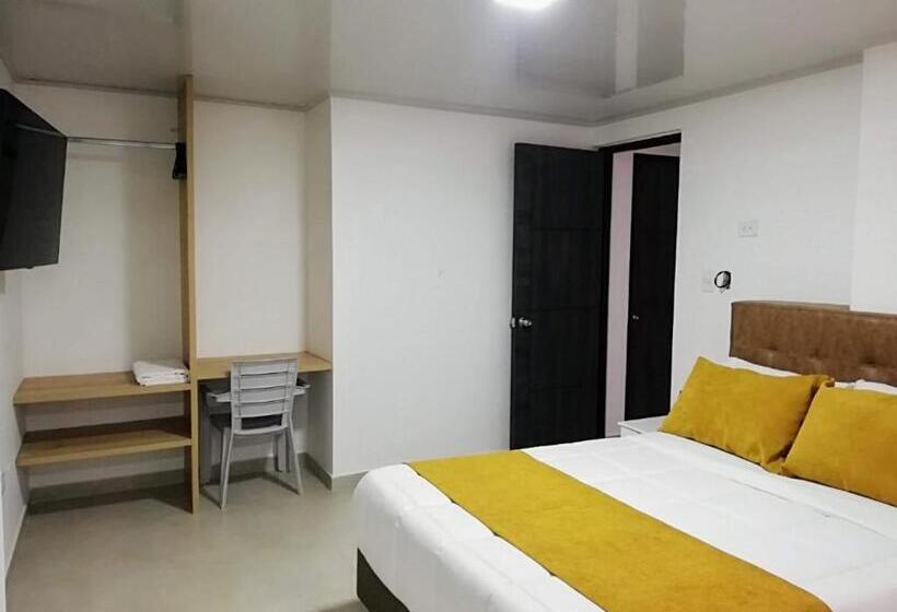 هتل Monarka Edificio