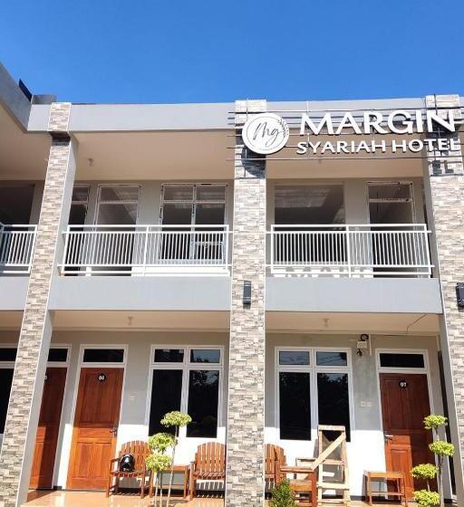 בית מלון כפרי Reddoorz Syariah Near Alun Alun Purwokerto 2